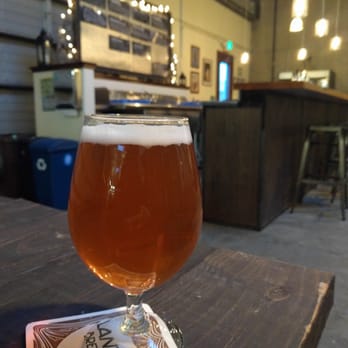 Lantern Brewing - Cranberry somethink :-) - Breweries Near Me - Seattle, Washington Lantern Brewing - Cranberry somethink :-) - Breweries Near Me - Seattle, Washington