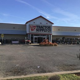 Exterior photo of Tractor Supply - Piedmont, Oklahoma Exterior photo of Tractor Supply - Piedmont, Oklahoma