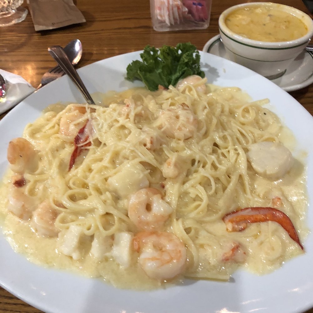 King Phillip Restaurant - Seafood Alfredo - American Near Me - Phillipston, Massachusetts King Phillip Restaurant - Seafood Alfredo - American Near Me - Phillipston, Massachusetts