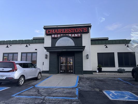 Charleston's Restaurant by null