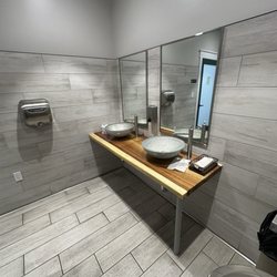 Mayfair Country Club - Women's bathroom