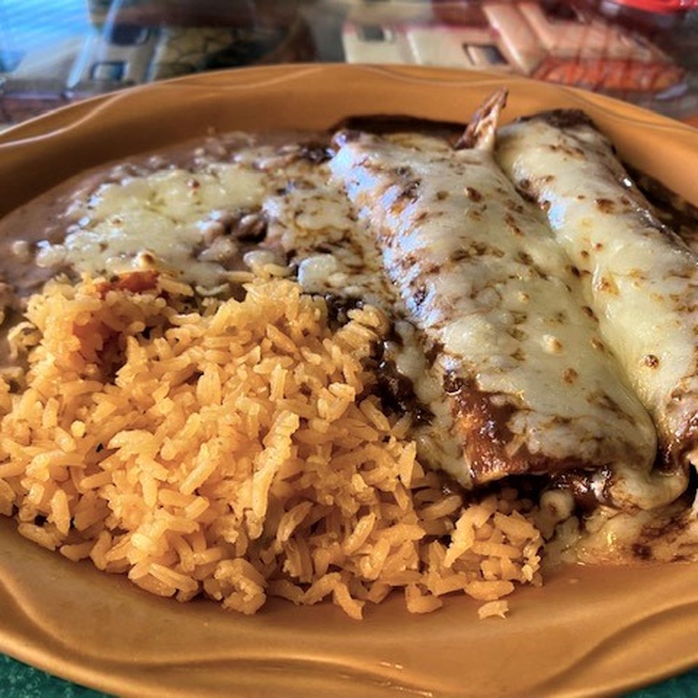 La Tonalteca - Lunch Special of chicken enchilada and burrito - Mexican Near Me - Milford, Delaware La Tonalteca - Lunch Special of chicken enchilada and burrito - Mexican Near Me - Milford, Delaware