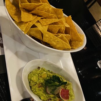 Mayan Cafe - Guacamole & Chips - Latin American Near Me - Louisville, Kentucky
