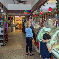 Hawaii Gelato - Inside