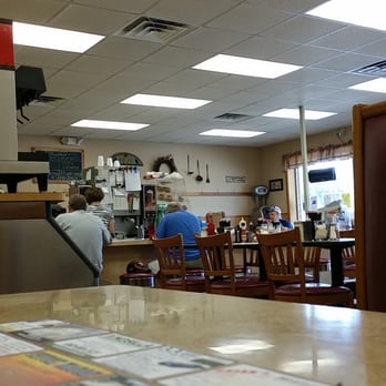 Chuck Wagon Restaurant - Counter - Diners Near Me - Ellington, Connecticut Chuck Wagon Restaurant - Counter - Diners Near Me - Ellington, Connecticut