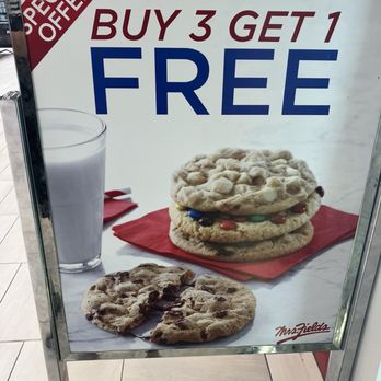 Mrs. Fields Burbank Town Center - Special offer - Bakeries Near Me - Burbank, California Mrs. Fields Burbank Town Center - Special offer - Bakeries Near Me - Burbank, California