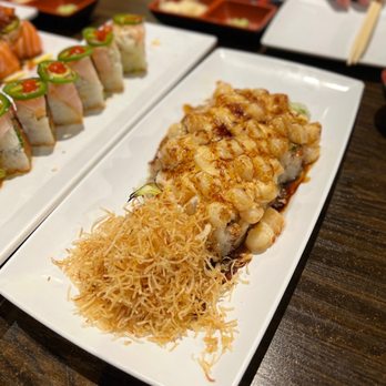 Sapporo Sushi - Baked Scallop roll - Sushi Bars Near Me - Murrieta, California