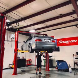 North Raleigh Performance - E46 M3 getting Diff bolt checked