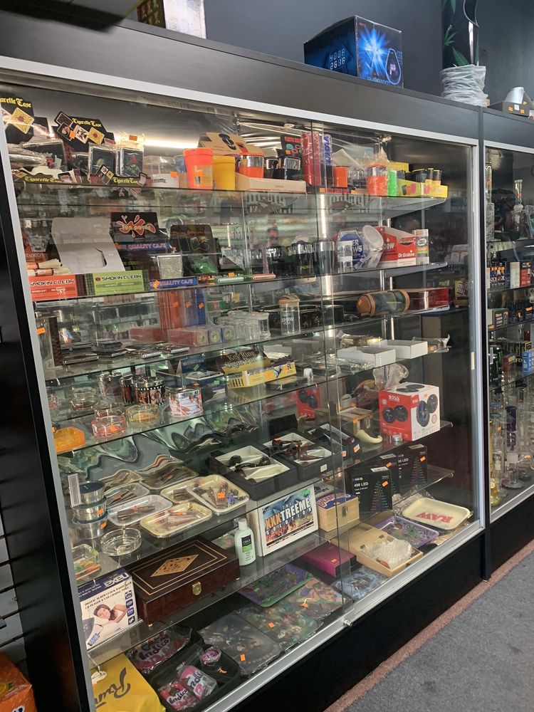 SMOKE SHOP Updated September 2024 14 Photos & 11 Reviews 1630 W Foothill Blvd, Upland