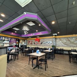 Crab & Catch - Inside