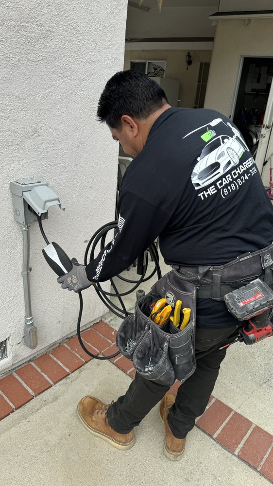 Slide of The Car Charger Guy