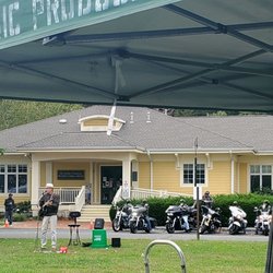 Piermont Village - Motorcyclists and troubadours welcome