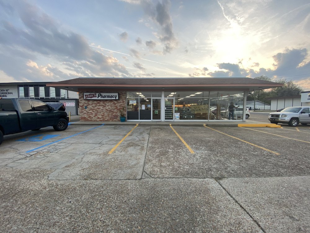 ARON’S PHARMACY & DINER Updated September 2024 1209 N 18th St