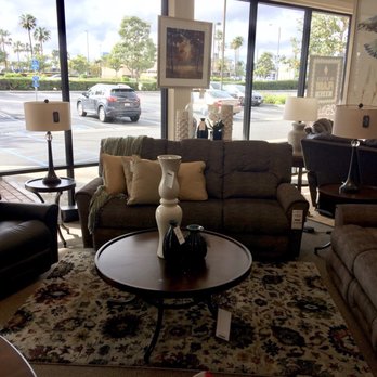 La-Z-Boy - Furniture set up so you can envision it in your home and get decorating ideas - Furniture Stores Near Me - Oxnard, California La-Z-Boy - Furniture set up so you can envision it in your home and get decorating ideas - Furniture Stores Near Me - Oxnard, California