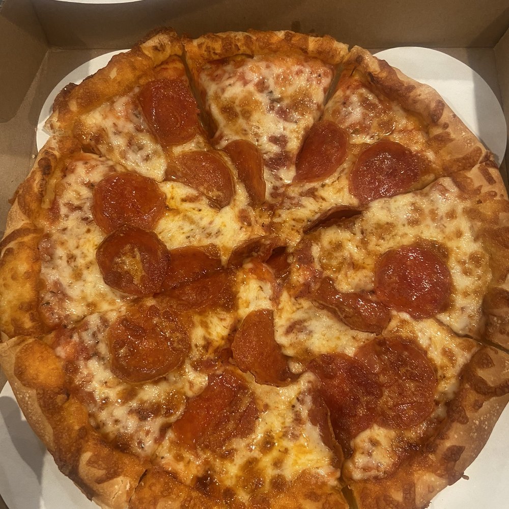 GH Pizza - Pepperoni pizza - Pizza Near Me - Lincoln, New Hampshire