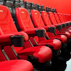 Das Lumen - D-Box Motion Seats in Kino 1