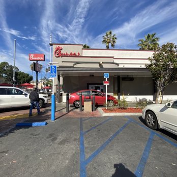 find the nearest chick fil a to my location