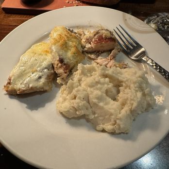 LongHorn Steakhouse - Parmesan encrusted chicken with mashed potatoes. - Steakhouses Near Me - Commerce, Georgia LongHorn Steakhouse - Parmesan encrusted chicken with mashed potatoes. - Steakhouses Near Me - Commerce, Georgia