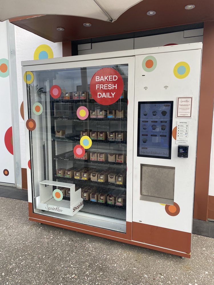 SPRINKLES SANTA MONICA PLACE ATM Updated July 2024 395 Santa Monica