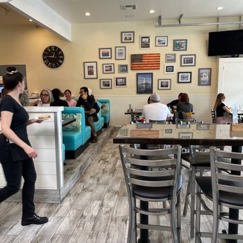 Lighthouse Cafe - Inside dining - Breakfast & Brunch Near Me - San Pedro, California Lighthouse Cafe - Inside dining - Breakfast & Brunch Near Me - San Pedro, California