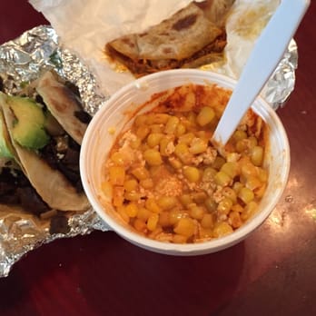Tacos Los Gemelos - Elote - Mexican Near Me - Houston, Texas
