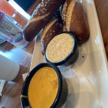 BRU Burger Bar - Keystone - Burgers Near Me - Indianapolis, Indiana BRU Burger Bar - Keystone - Burgers Near Me - Indianapolis, Indiana