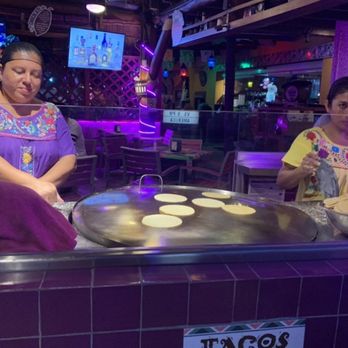 Taco y Tequila - Tacos Near Me - Cancún, ROO