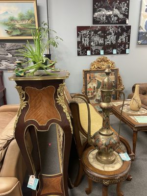 Mimi's Attic by null