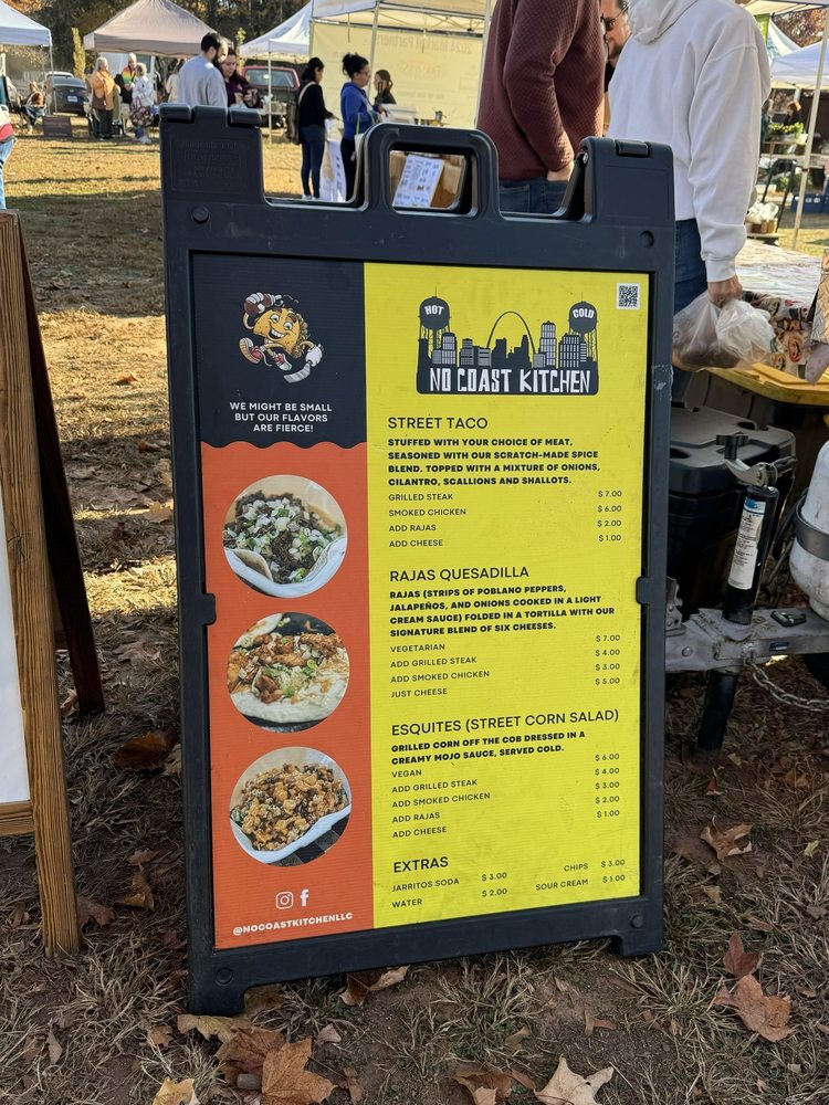 Ellington Farmers Market Logo