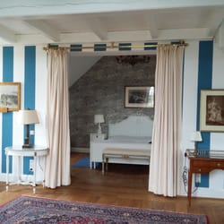 Hotel Schlossruine Hertefeld - Zimmer der Brautleute im Schlossturm