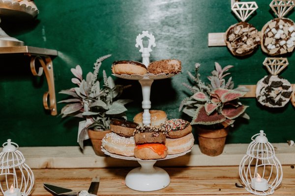 Good Day Donuts by null