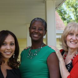Annie's Resale For The World - Executive Director Annie Farrell and Friends