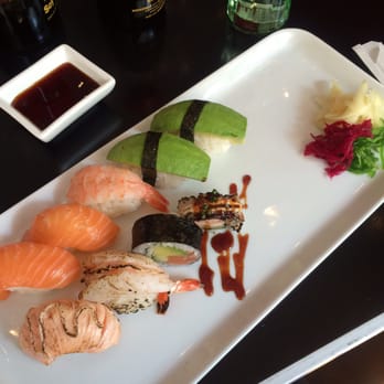 Saya Sushi - 9 bitar Sushi for a quick lunch. So delish! - Sushi Bars Near Me - Stockholm, Alberta Saya Sushi - 9 bitar Sushi for a quick lunch. So delish! - Sushi Bars Near Me - Stockholm, Alberta