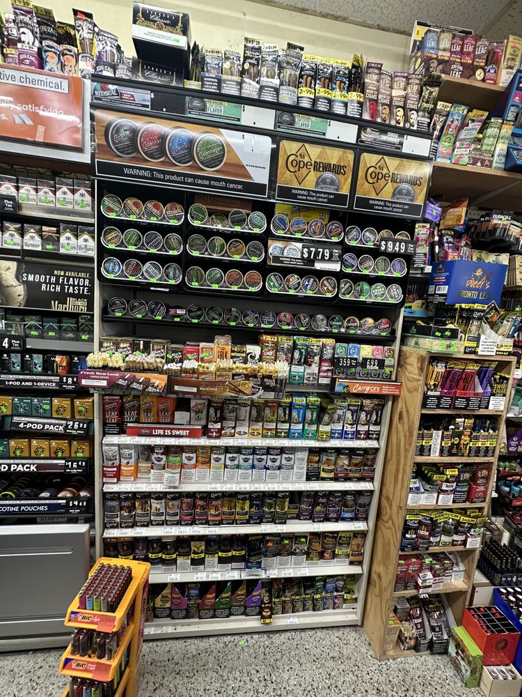 SMOKE SHOP 18 Photos 11407 San Jose Blvd, Jacksonville