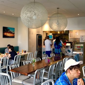 Bogart's Cafe - Inside has a very new look compared to the old cafe. - Breakfast & Brunch Near Me - Honolulu, Hawaii Bogart's Cafe - Inside has a very new look compared to the old cafe. - Breakfast & Brunch Near Me - Honolulu, Hawaii