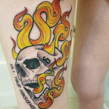Platinum Ink OC - Skull tat by Matthew :) I love it, healed so nicely! - Piercing Near Me - Tustin, California