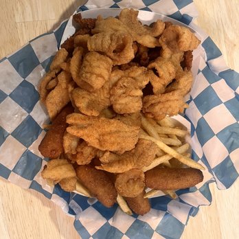 Captain's Kitchen - Seafood Near Me - Atlantic Beach, North Carolina