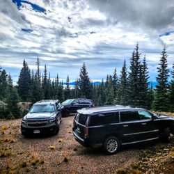 Boxcars Limo Service - Luxury SUVs