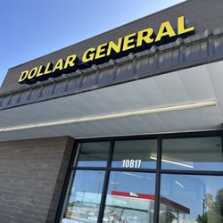 Dollar General - Walking in....