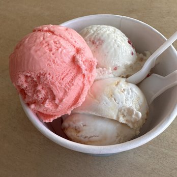 Wanderlust Creamery - Tasting trio of Feb 2023 flavors - Ice Cream Uncle's Pink Flavor, Bridgetown coconut and tamarind caramel, and Ispahan. - Ice Cream & Frozen Yogurt Near Me - Pasadena, California Wanderlust Creamery - Tasting trio of Feb 2023 flavors - Ice Cream Uncle's Pink Flavor, Bridgetown coconut and tamarind caramel, and Ispahan. - Ice Cream & Frozen Yogurt Near Me - Pasadena, California