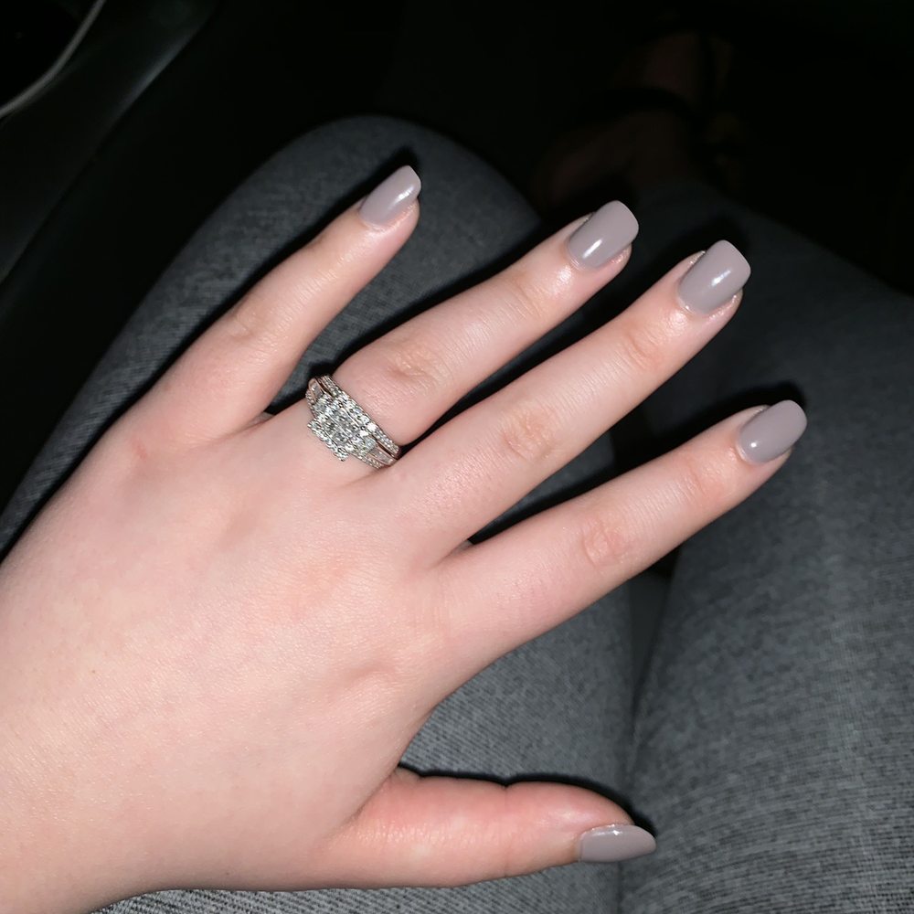 Lele Nails - Nail Salons Near Me - Tacoma, Washington
