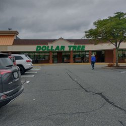 Dollar Tree - Front