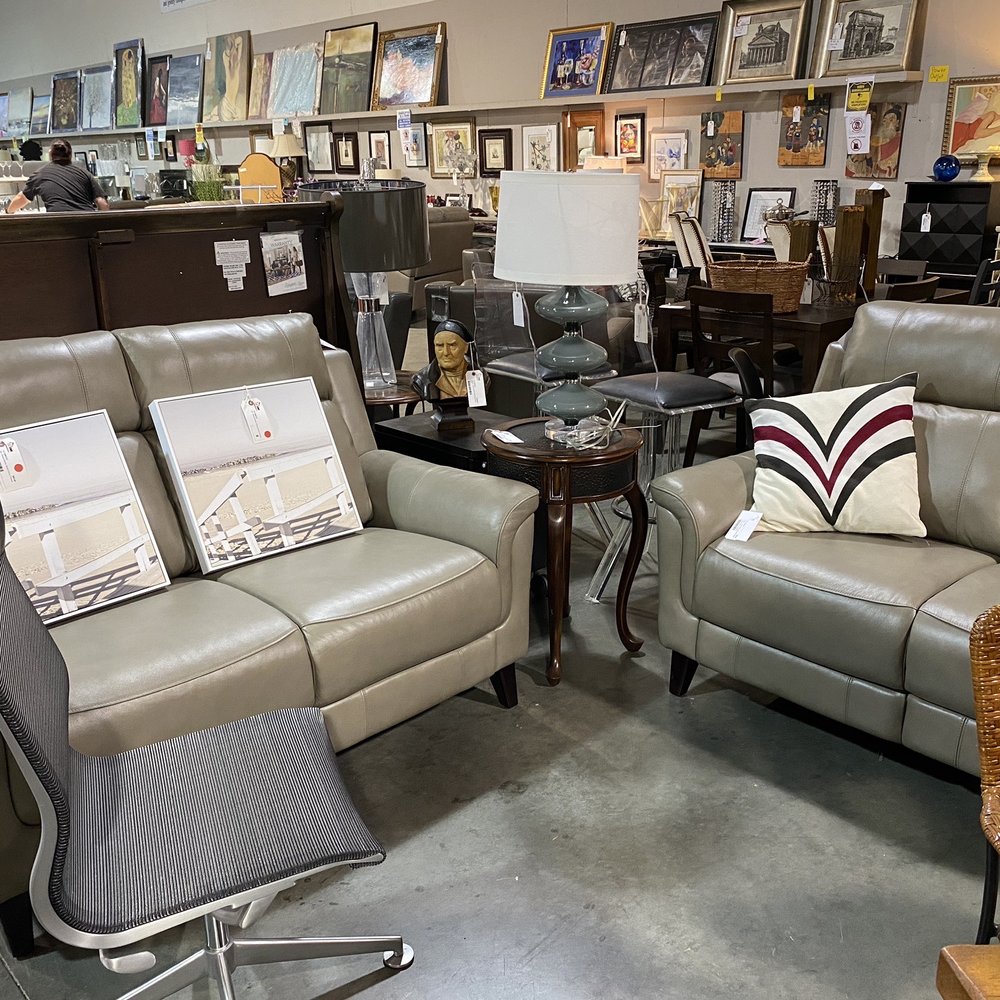 Home Consignment Center - Jewelry Near Me - Calabasas, California
