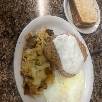 Country Cafe - Country fried steak - Cafes Near Me - Lafayette, Indiana