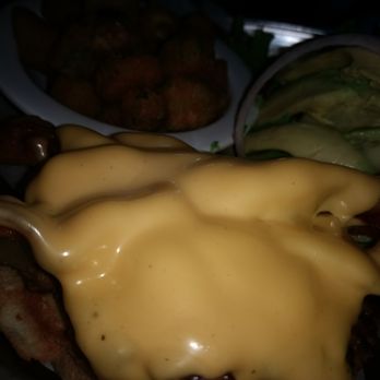 Jake's Texas Tea House - Cheese burger looks legit - American Near Me - Waco, Texas Jake's Texas Tea House - Cheese burger looks legit - American Near Me - Waco, Texas