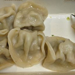 Signature Dumplings (steamed) 4/5 (There were 6 but we munched on one)