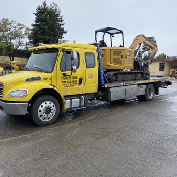 Los Cuates Towing Services - Construction machinery tow. - Towing Near Me - Oakland, California Los Cuates Towing Services - Construction machinery tow. - Towing Near Me - Oakland, California