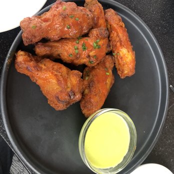 Del Frisco's Grille - Hot wings - New American Near Me - Cherry Creek, Colorado