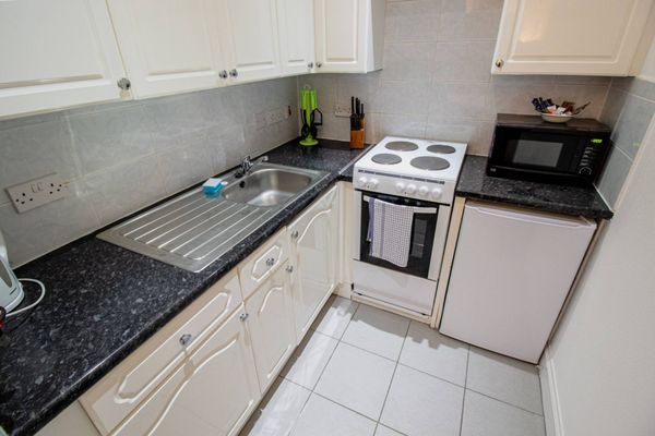 Embassy Apartments Glasgow - Book Direct for Best Rates. We're cheaper than online travel agents. by null