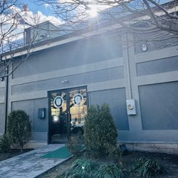 Centercourt Club & Sports - Montclair - Entrance